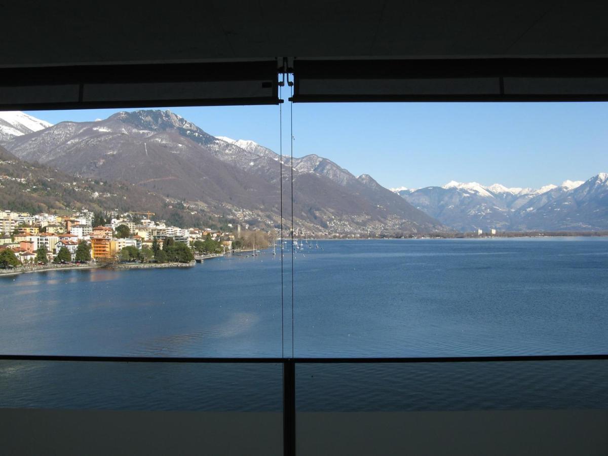 Residenza Vivian Deluxe Apartments Locarno Zimmer foto