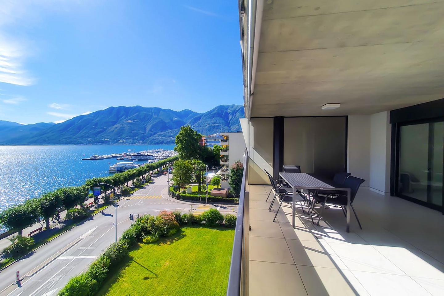Residenza Vivian Deluxe Apartments Locarno Exterior foto