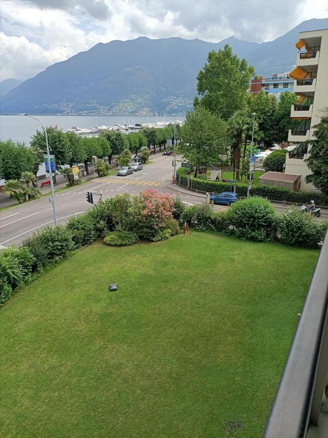 Residenza Vivian Deluxe Apartments Locarno Exterior foto